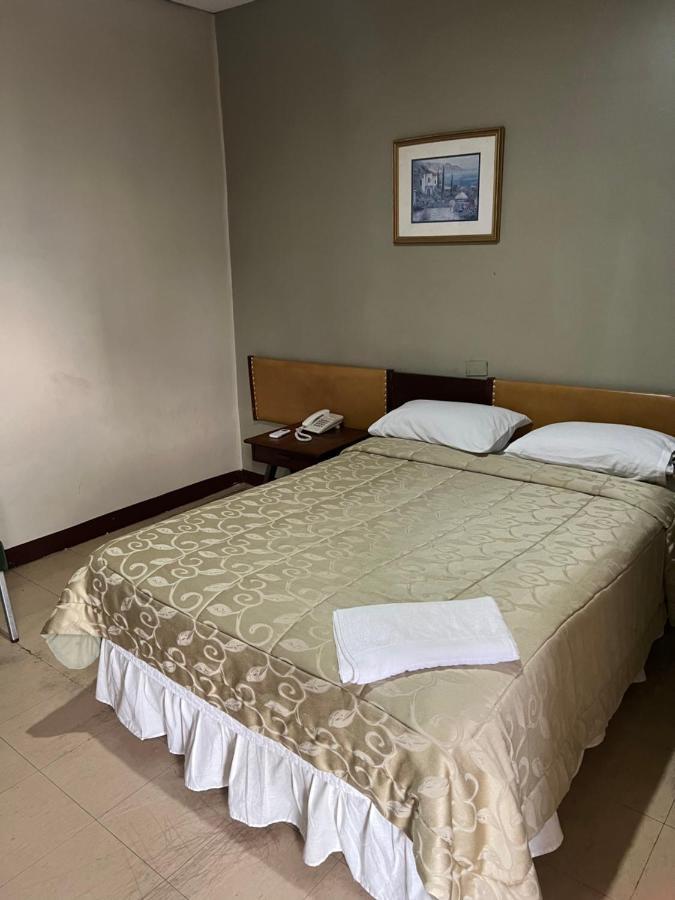 גוויאקיל Hotel Rizzo מראה חיצוני תמונה